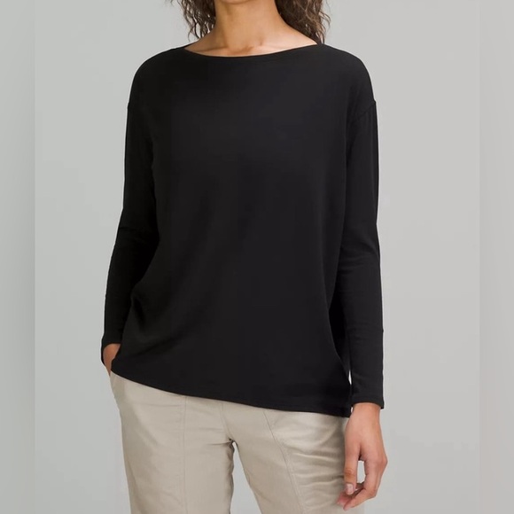 lululemon athletica Tops - NWT Lululemon Back in Action Long Sleeve Shirt